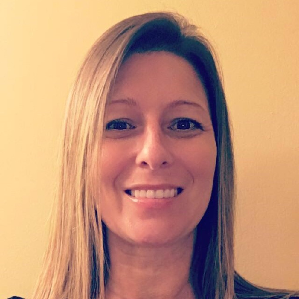 Meet your Posher, Cassandra